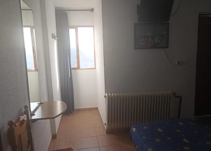 El Desvio Πανσιόν